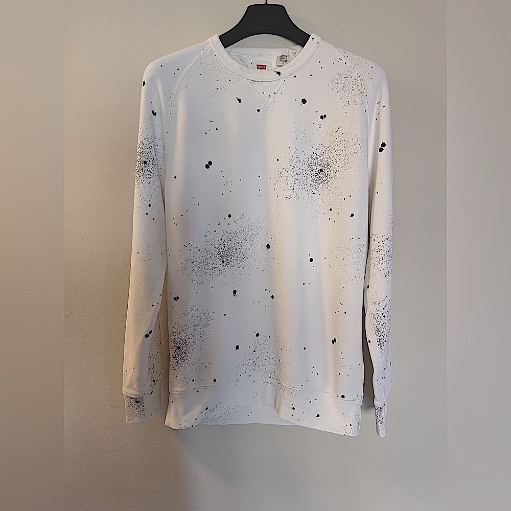 Levi’s men’s excellent condition abstract paint splatter sweatshirt.